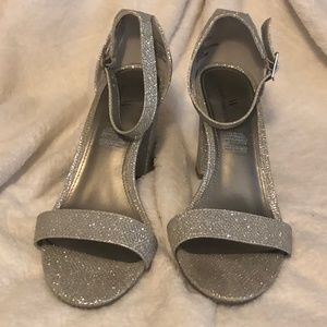 Silver Glitter Heels EUC